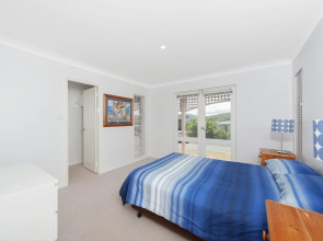 Surf Break - 10A Tuna (Downstairs)