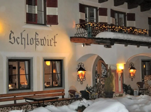 Schlosswirt Chalets & Apartments