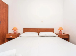 Beautiful Home in Njivice With Wifi and 1 Bedrooms