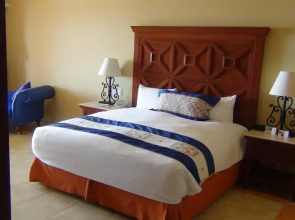Suites at Sunset Beach Cabo San Lucas Golf and Spa