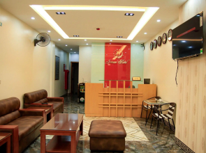 Jeanne Hotel