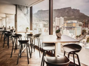 StayEasy Cape Town City Bowl