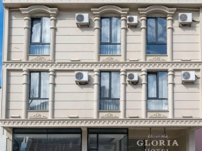 Glori̇a Ai̇rport Hotel