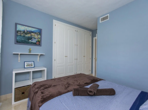 Perfect Location Between Golf and Beach