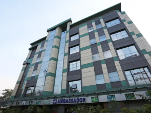 Hotel Ambassador Retreat
