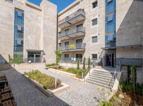 2BDR W parking shirat haneviim - Mamilla Area