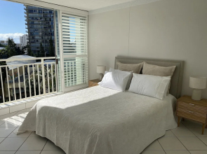 Condor Surfers - Coastal Letting Co