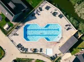 Rural Chalet in Sint Maarten With Shared Pool