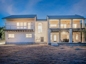 Lavish Lake Getaway
