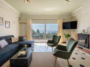 The 7 Trees Apartments by Konnect, Nisaki