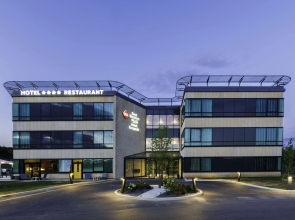 Best Western Plus Hotel Escapade Senlis