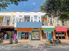 SPOT ON 91398 Homestay Tentrem 1