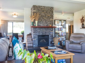 Manuka Lodge B&B
