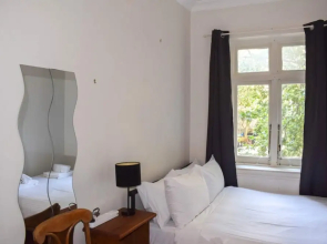 Incredible Location One Bedroom Apartment