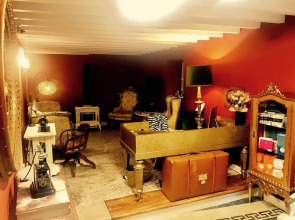 LUXa Charmhouse Hotel