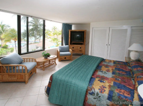 Bluegreen Bluewater Resort at Cable Beach