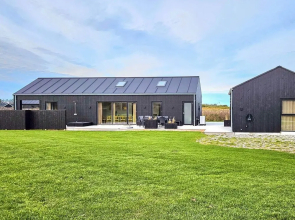 5 Star Holiday Home in Lokken