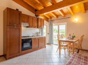Agriturismo with Pool, Next 9 Hole Golf Course And Close To Salò And More