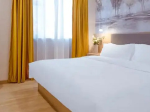 Junwo Hotel (Changchun Jida First Hospital Jianshe Square Subway Station)