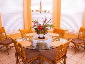8554 Turnberry Condo
