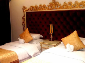 Rose Garden Hotel