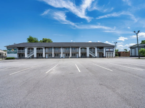 Budgetel Inn and Suite