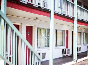 Amenity Motor Inn