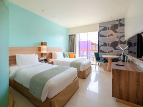 Holiday Inn Express Phuket Patong Beach Central by IHG