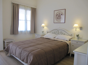 Perigiali Hotel
