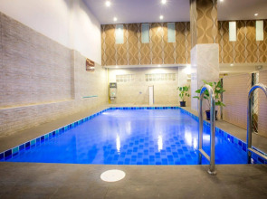 Collection O JA Siam City