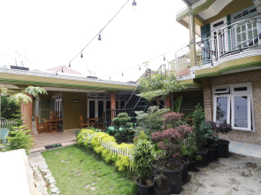 Waroeng Transit and Depary Homestay