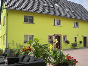 Cozy Apartment near Forest in Lichtenhain