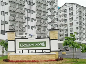 Just For You Highlands Apartment.