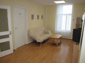 Kaupmehe Guest House