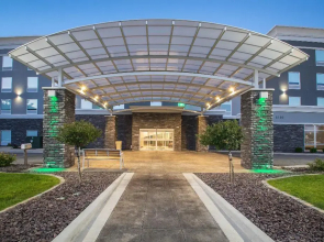 Holiday Inn & Suites Decatur-Forsyth by IHG