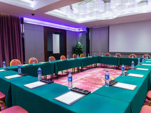 voco Guangzhou Shifu by IHG