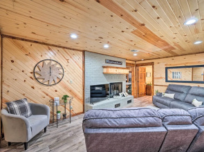 Lavish Broken Bow Home on 6 Acres w/ Hot Tub!