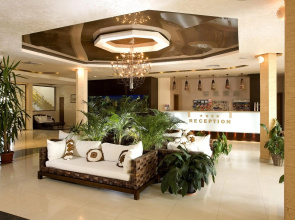 Laguna Beach Resort & Spa