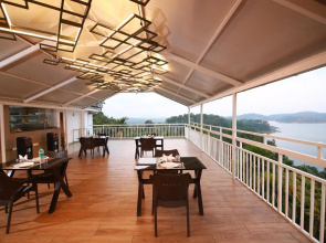 Bonita Banasura Treebo