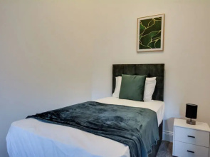 Wigan - Apartment - Sleeps 3 - Parking - Stadium