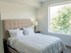 Luxe Downtown Condo with Amenities 32