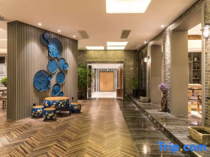 Taizhou Laoliangfang Shengpin Holiday Yishu Hotel