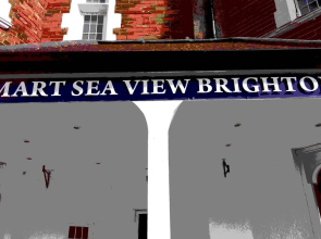 Smart Sea View Brighton Hostel