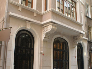 Tarus Apartments Taksim