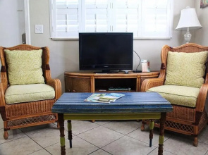 Coconut Grove Beach Resort Suites 1 to 4