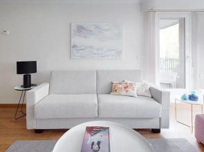 Playa de Ondarreta Apartment by FeelFree Rentals