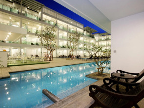 The Old Phuket - Karon Beach Resort