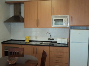 Parque Mourabel, Oasis Village, Pe do Lago