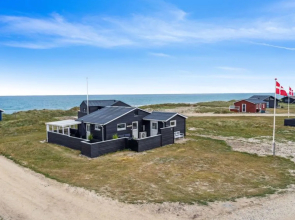 "Rieke" - 40m from the sea in NW Jutland