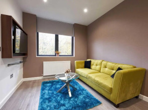 Luxustay Clyde House